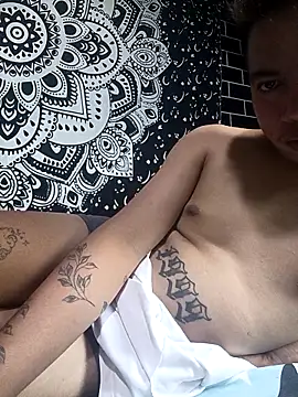 hotgayxx99 online show from September 12, 3:39 am