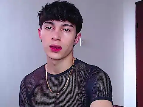 Snapshot of john_vichenso chatting on September 30, 9:09 pm john vichenso online show from September 30, 9:09 pm