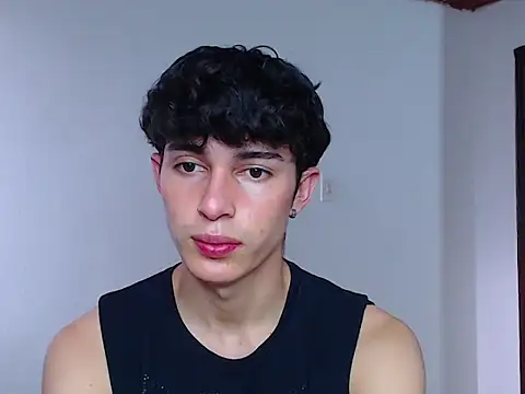 Snapshot of john_vichenso chatting on October 1, 9:32 pm john vichenso online show from October 1, 9:32 pm