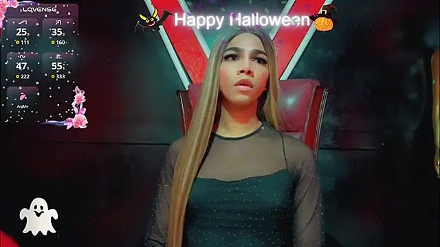 Snapshot of Britany_montiel chatting on October 29, 7:15 pm Britany montiel online show from October 29, 7:15 pm