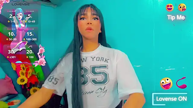 Snapshot of Britany_montiel chatting on November 10, 7:13 pm Britany montiel online show from November 10, 7:13 pm