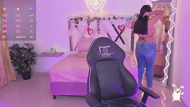 ZURY TAY online show from December 1, 11:48 am