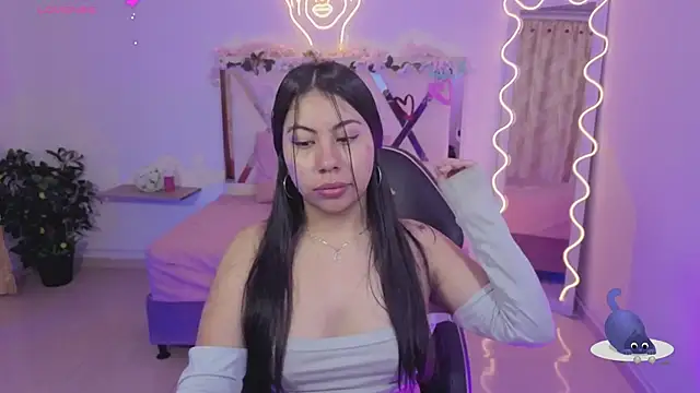 ZURY TAY online show from January 19, 11:36 am