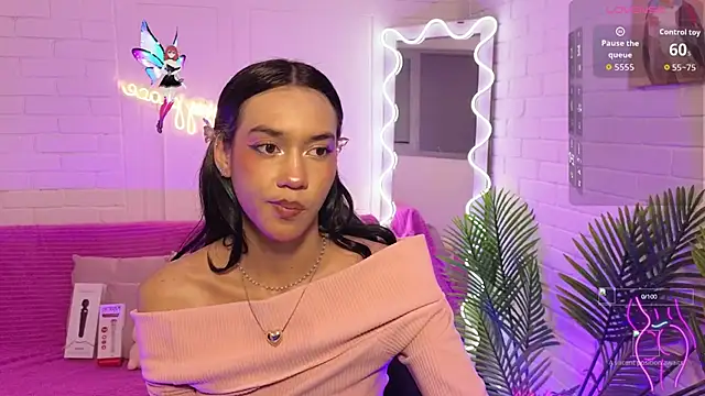 artemiss tay online show from December 5, 7:10 pm