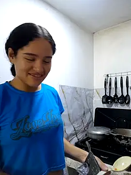 ValentinaMartel online show from October 21, 7:47 pm