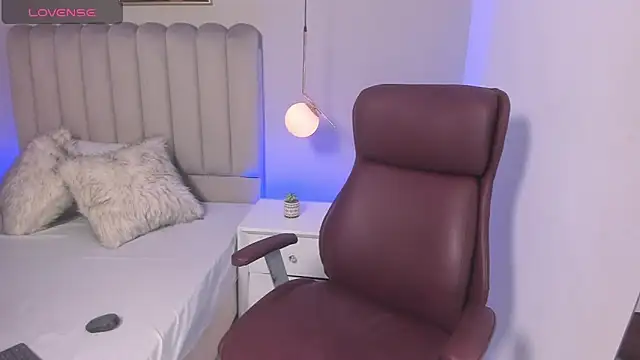 Dani rosse  online show from October 1, 1:28 pm