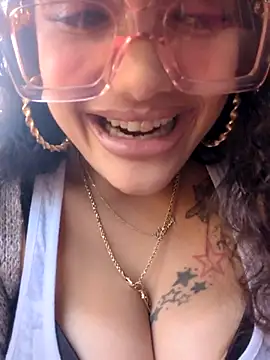 Av3ryyBe3 online show from June 27, 12:55 pm