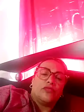 Lady 16 online show from November 22, 3:00 pm