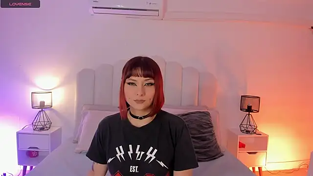 Snapshot of raven_black_ chatting on November 28, 1:14 pm raven black online show from November 28, 1:14 pm