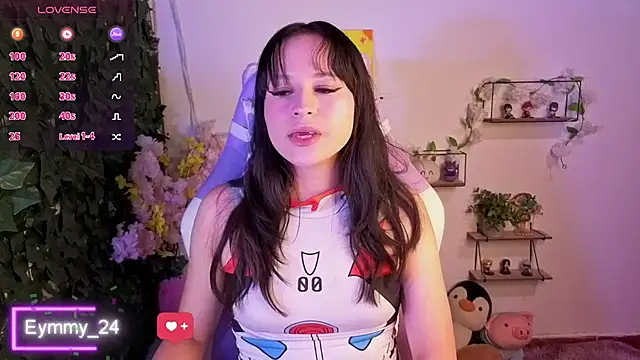 Snapshot of Eymmy_24 chatting on May 8, 1:33 am Eymmy 24 online show from May 8, 1:33 am