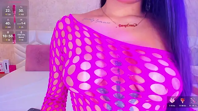 sarahyessica online show from June 8, 7:03 pm