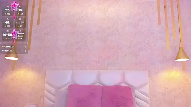 sarahyessica online show from June 11, 9:24 pm