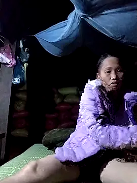 Snapshot of PhamPm70 chatting on November 4, 11:09 am PhamPm70 online show from November 4, 11:09 am