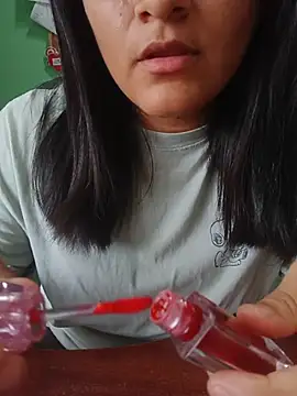 Snapshot of Suandenilo7 chatting on February 3, 3:39 pm Suandenilo7 online show from February 3, 3:39 pm