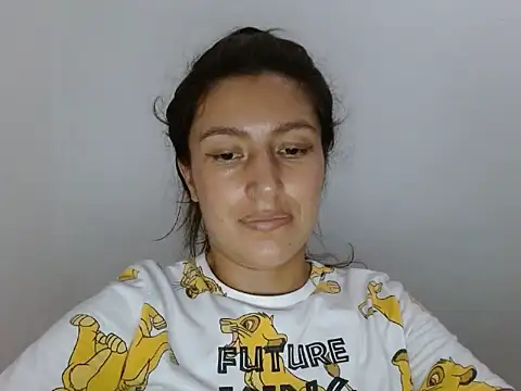 SarahFriendly online show from August 2, 8:07 pm