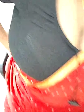 tami lavanya online show from August 8, 1:57 pm