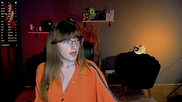 Snapshot of ava_mystic_ chatting on October 21, 7:58 pm ava mystic online show from October 21, 7:58 pm