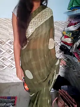 Snapshot of Aarti-kumri chatting on November 11, 10:37 am Aarti-kumri online show from November 11, 10:37 am