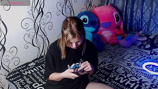 RoyAngela online show from September 25, 9:29 pm