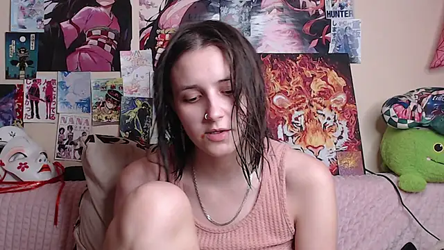 Snapshot of AliceChio chatting on November 29, 8:23 pm AliceChio online show from November 29, 8:23 pm