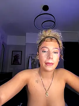 Snapshot of Aurorajadex chatting on October 9, 9:46 pm Aurorajadex online show from October 9, 9:46 pm