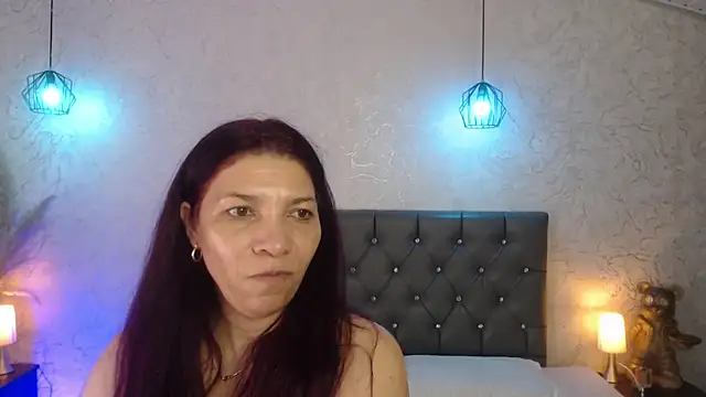 Serena Houstonn online show from June 23, 10:35 am