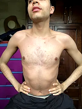 Snapshot of Axel-Mejia chatting on November 13, 12:26 pm Axel-Mejia online show from November 13, 12:26 pm