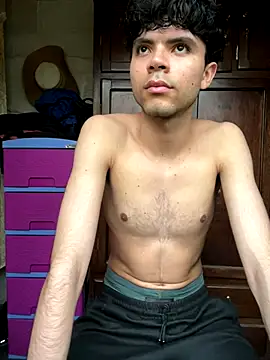 Snapshot of Axel-Mejia chatting on November 30, 9:41 pm Axel-Mejia online show from November 30, 9:41 pm