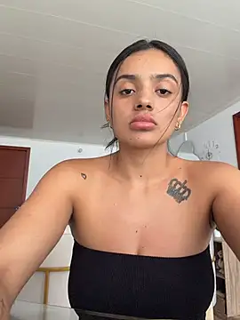 Snapshot of AnaaFaith_ chatting on January 17, 7:50 pm AnaaFaith online show from January 17, 7:50 pm