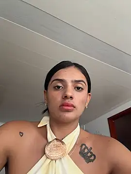 Snapshot of AnaaFaith_ chatting on February 15, 7:54 pm AnaaFaith online show from February 15, 7:54 pm