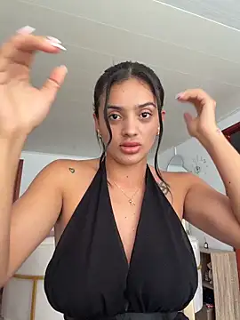 Snapshot of AnaaFaith_ chatting on March 16, 8:13 pm AnaaFaith online show from March 16, 8:13 pm