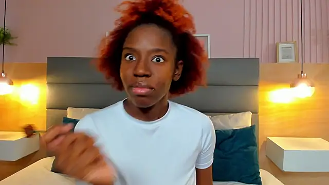  emma willliams  online show from October 16, 3:24 pm