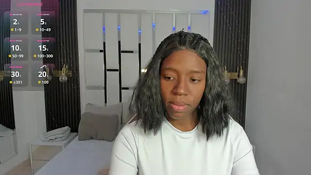  emma willliams  online show from December 2, 1:39 pm