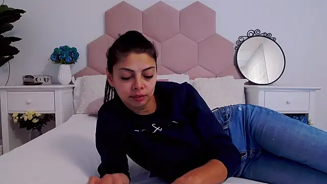 LadyLiia online show from January 3, 5:17 am