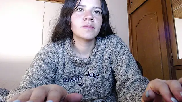 Snapshot of Skylar_Serenity chatting on September 11, 10:15 am Skylar Serenity online show from September 11, 10:15 am