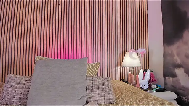 keeyla stone online show from November 23, 9:25 pm