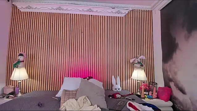 keeyla stone online show from December 21, 9:44 pm