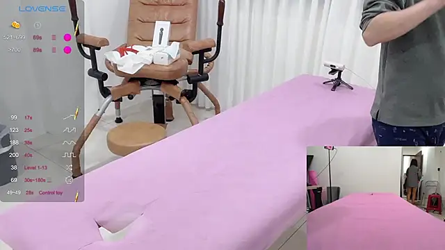 ni ni01 online show from December 19, 10:33 am