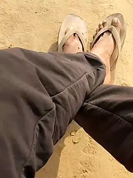 Snapshot of INTERNATIONAL0001 chatting on November 11, 4:01 am INTERNATIONAL0001 online show from November 11, 4:01 am