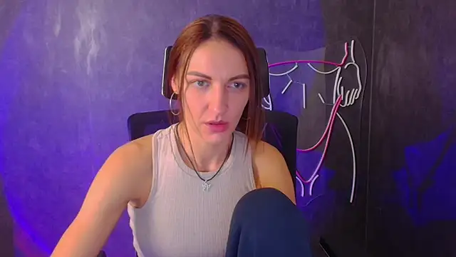 Aurora Loveu online show from September 15, 1:44 pm