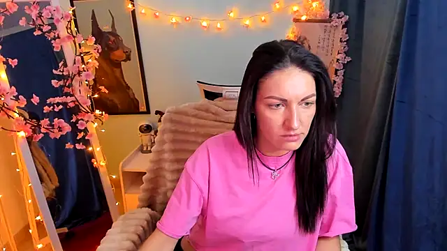 Aurora Loveu online show from February 11, 9:20 pm