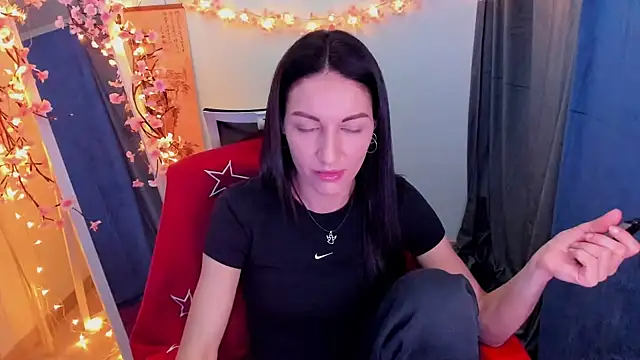 Aurora Loveu online show from March 6, 9:11 pm