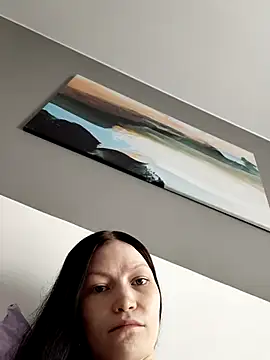 Snapshot of DragonFoxie chatting on July 22, 8:39 am DragonFoxie online show from July 22, 8:39 am