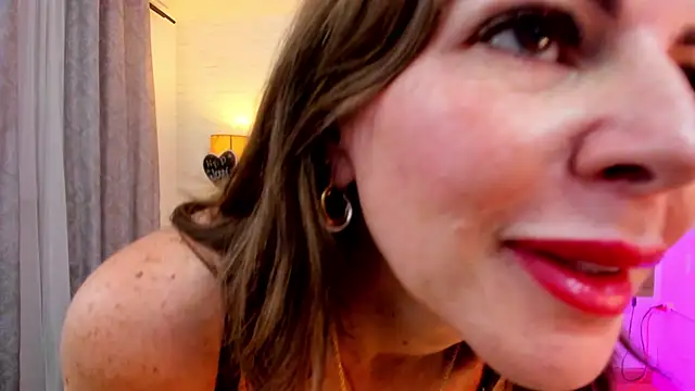 JenniferAuriston online show from June 14, 9:17 pm