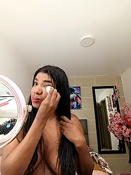 KendraChavez  online show from October 5, 6:01 am