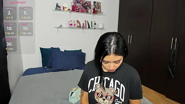 marianaandvalen online show from October 3, 11:18 am