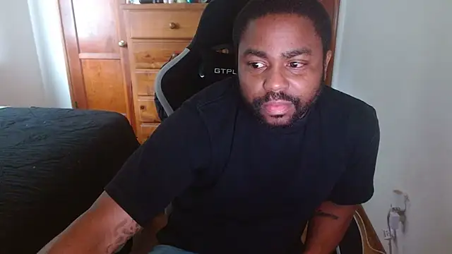 Breadwinnah online show from November 16, 8:25 pm