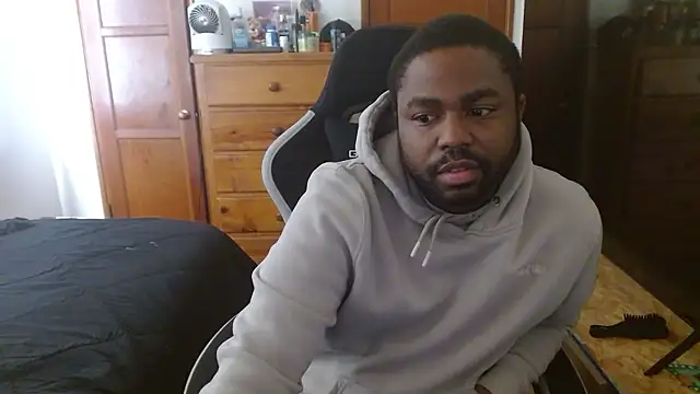 Breadwinnah online show from January 9, 8:32 pm