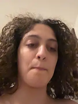 Snapshot of DreamThickCouple chatting on October 5, 9:24 pm DreamThickCouple online show from October 5, 9:24 pm