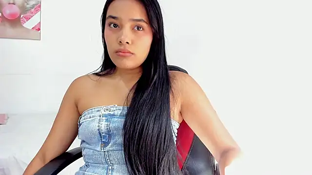 valeria millers online show from May 5, 2:25 pm
